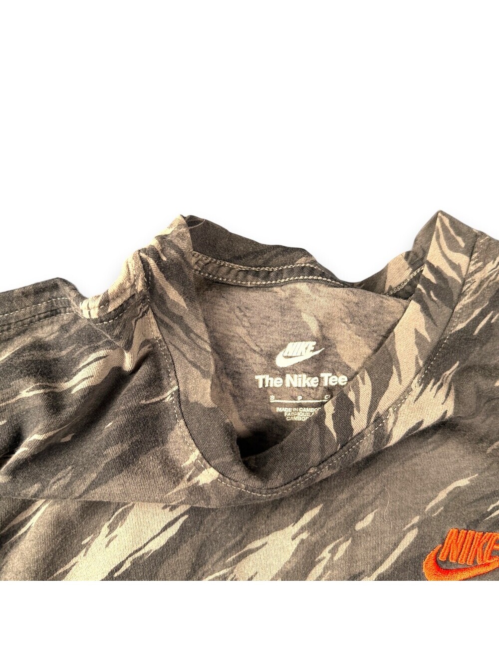 Nike Tee Embroidered Camo Camouflage Cotton T-shirt Size Small - Picture 6 of 6